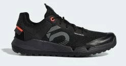 Five Ten Trailcross LT 18 Five Ten Trailcross LT -Rennräder & Gravel Verkäufe 1078030